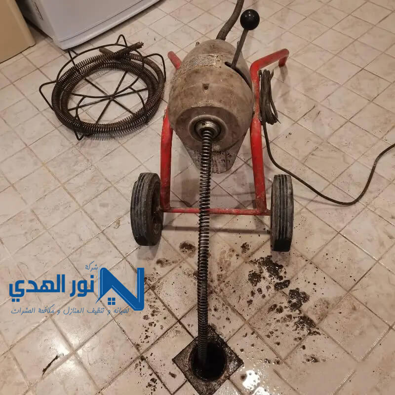 تنظيف مجاري المطبخ