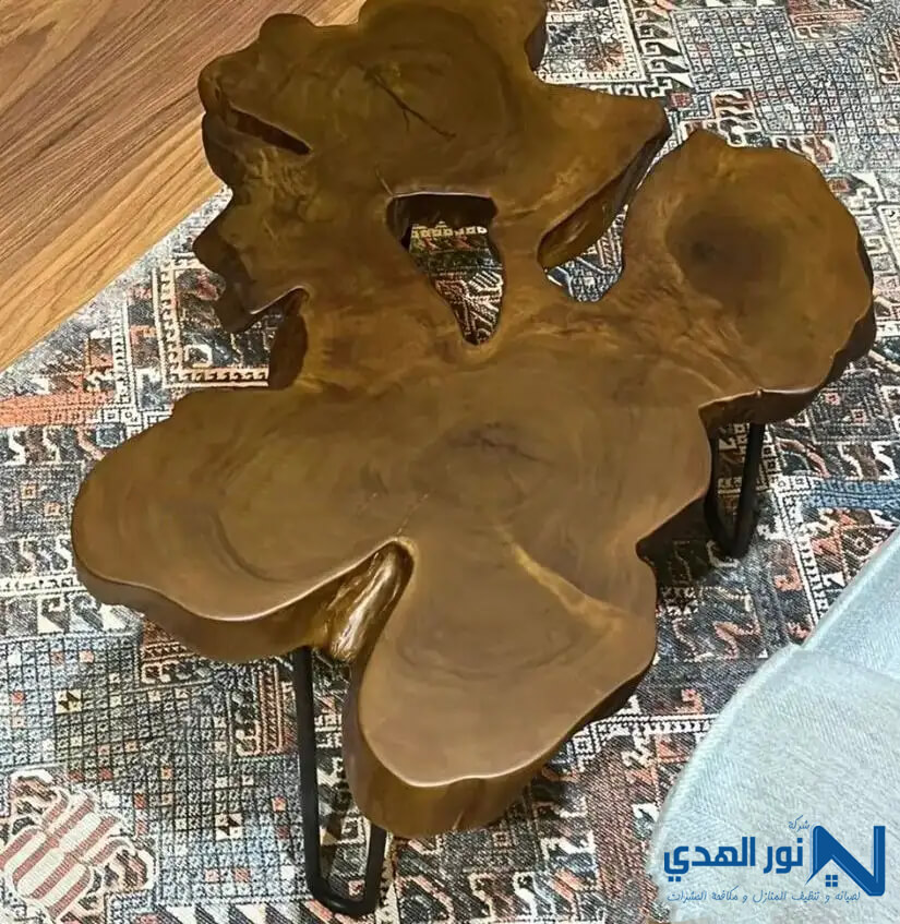 طاولات تفصيل خشب