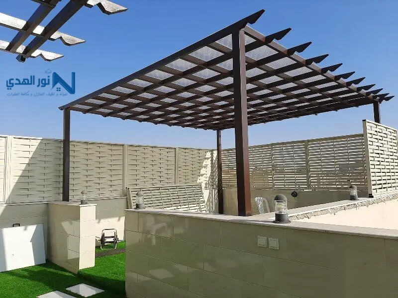 مظلات حدائق شفافة